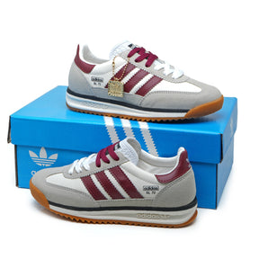 Tênis Adidas SL72