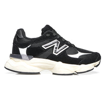 Tênis New Balance 9060