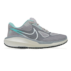 Tênis Nike Vomero 17