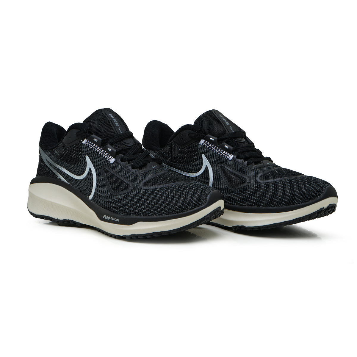 Tênis Nike Vomero 17